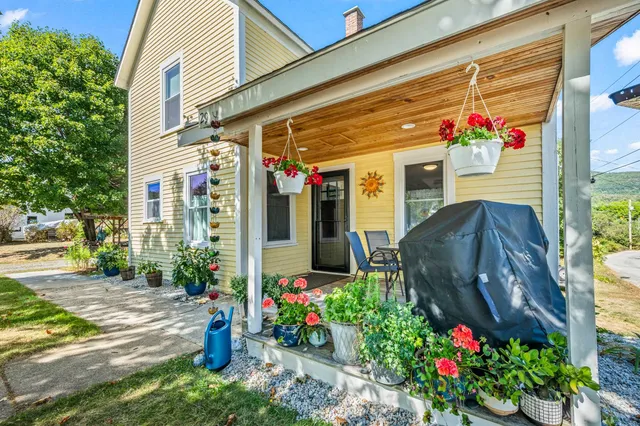 $265,000 | 29 Washington Street, Gorham, NH 03581