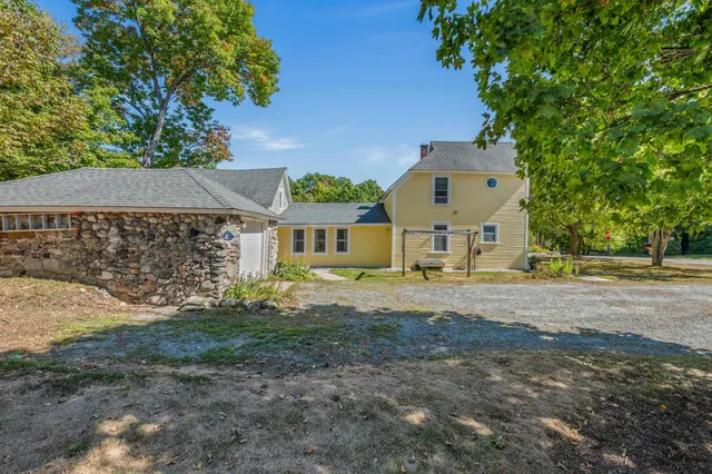 $265,000 | 29 Washington Street, Gorham, NH 03581