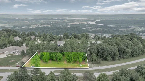$149,000 | 1650 River Bluffs Drive, Unit RB11, Jasper, TN 37347