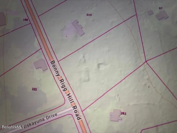 a close up of a hallway