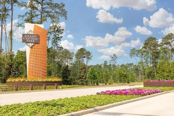 a street sign on the side of road