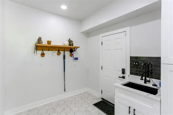 $1,500,000 | 8290 Ward Line Road, Lake Charles, LA 70607