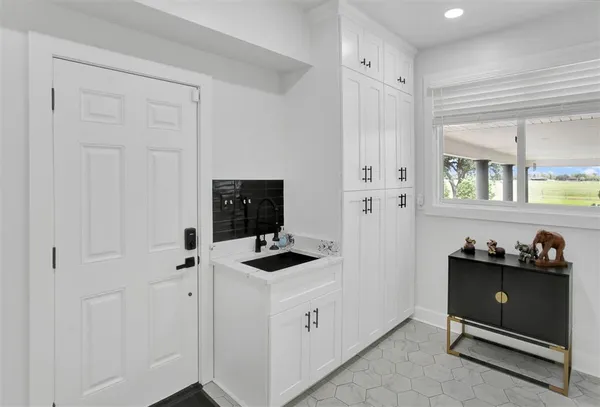 $1,500,000 | 8290 Ward Line Road, Lake Charles, LA 70607