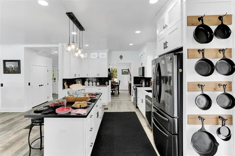 $1,500,000 | 8290 Ward Line Road, Lake Charles, LA 70607