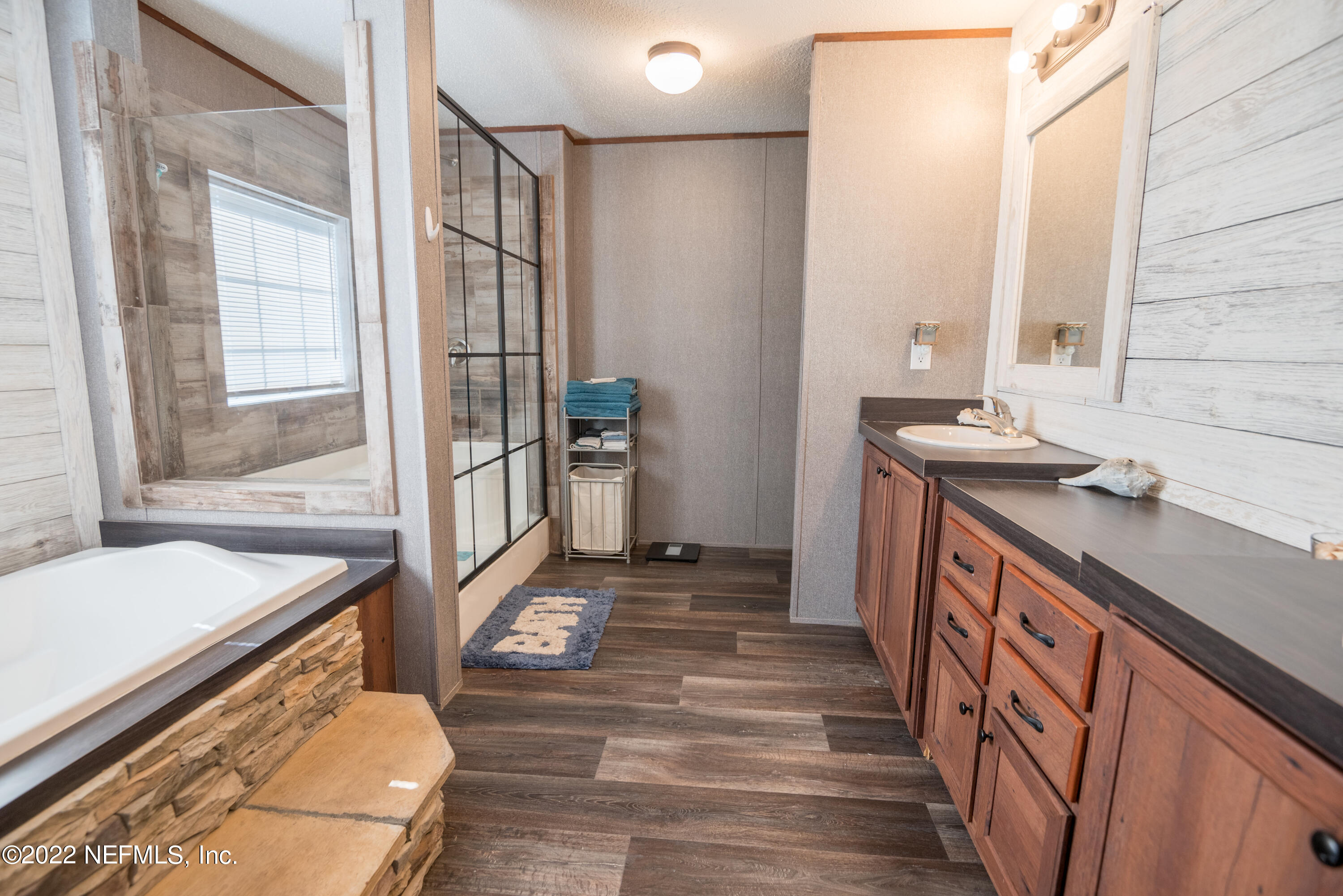 22954 Brandon Road Lawtey, FL 32058 - Photo 12 of 28 Master Bath