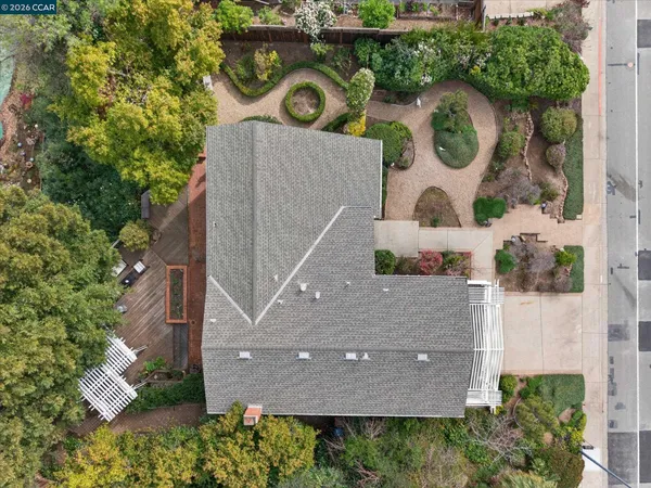 $1,199,000 | 218 Mountaire Circle, Clayton, CA 94517