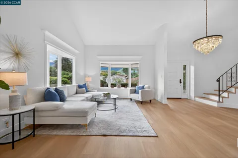 $1,199,000 | 218 Mountaire Circle, Clayton, CA 94517