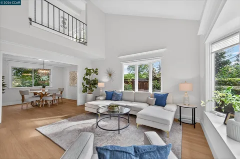 $1,199,000 | 218 Mountaire Circle, Clayton, CA 94517