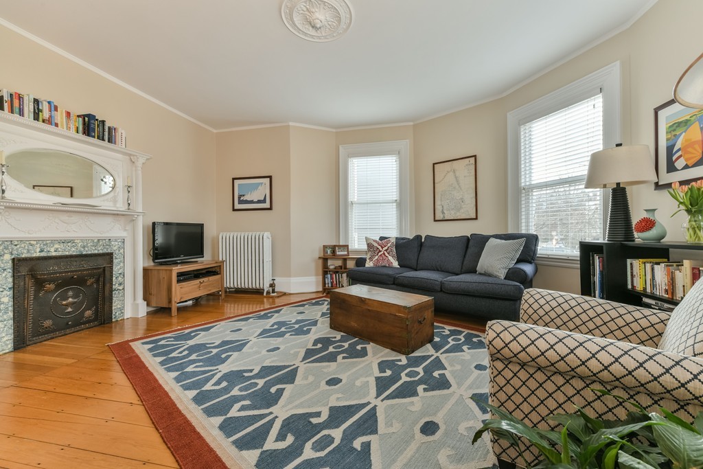 7 Hurd Road, Unit 2 Brookline, MA 02445 - Photo 17 of 21 Gallery Image 17