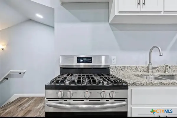 $1,050 | 117 South Emma, Unit B, Bartlett, TX 76511