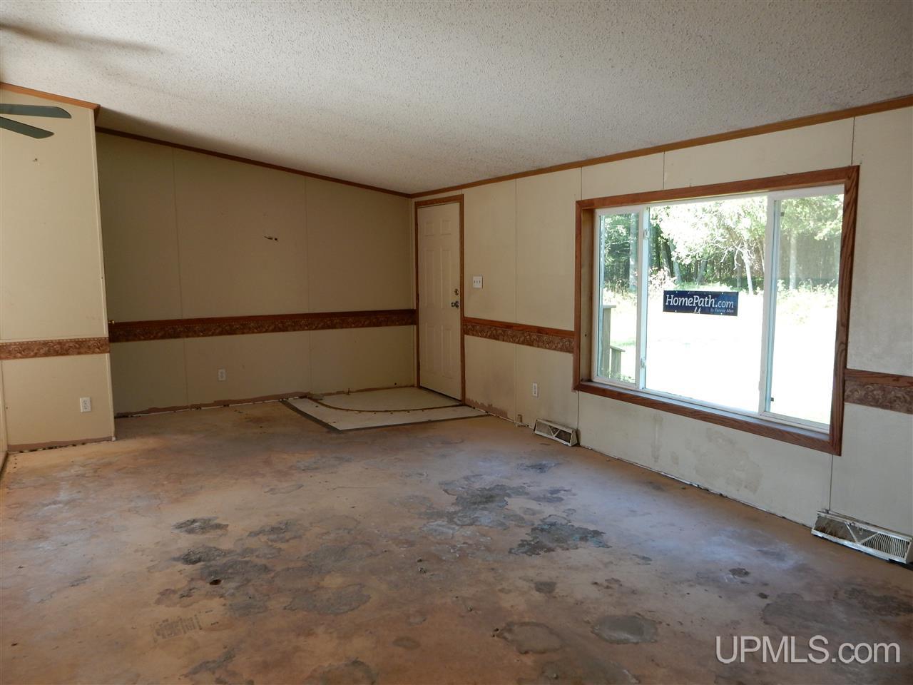 3297 Lex Nelson Road Gulliver, MI 49840 - Photo 10 of 18 Gallery Image 10