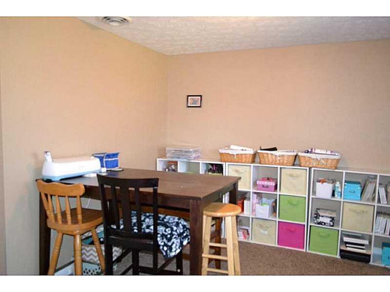 2002 Miracle Mile Springfield, OH 45503 - Photo 17 of 25