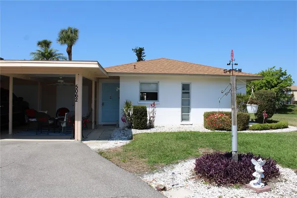 $1,750 | 5062 Live Oak Circle, Unit 5026, Bradenton, FL 34207