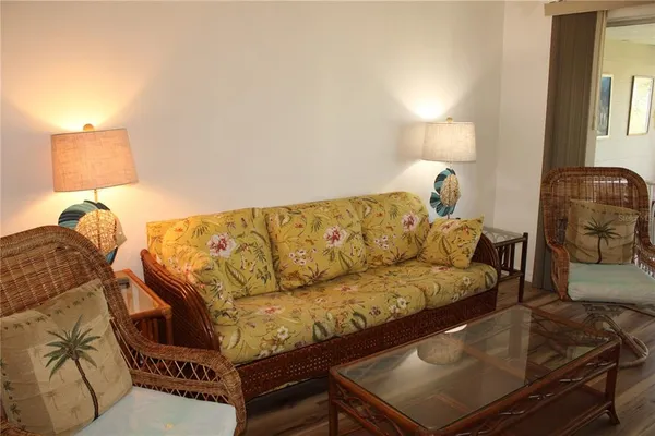 $1,750 | 5062 Live Oak Circle, Unit 5026, Bradenton, FL 34207