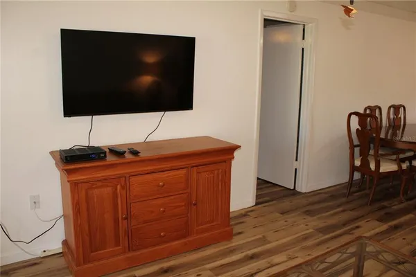 $1,750 | 5062 Live Oak Circle, Unit 5026, Bradenton, FL 34207