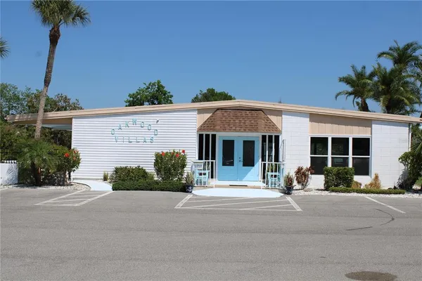 $1,750 | 5062 Live Oak Circle, Unit 5026, Bradenton, FL 34207