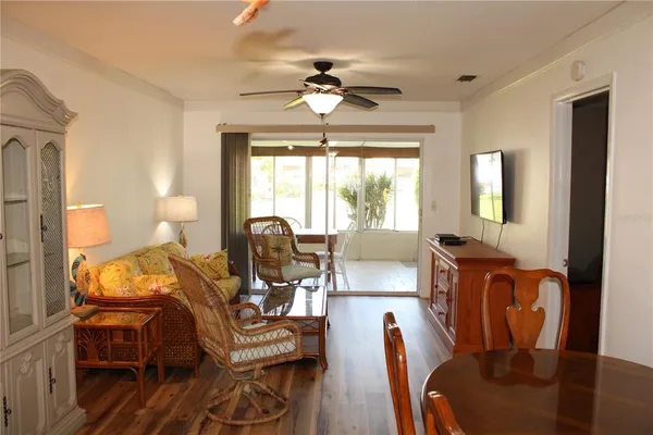 $1,750 | 5062 Live Oak Circle, Unit 5026, Bradenton, FL 34207