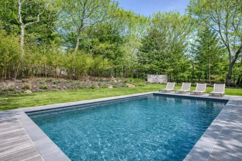 23 Robeson Boulevard, Sag Harbor, NY 11963