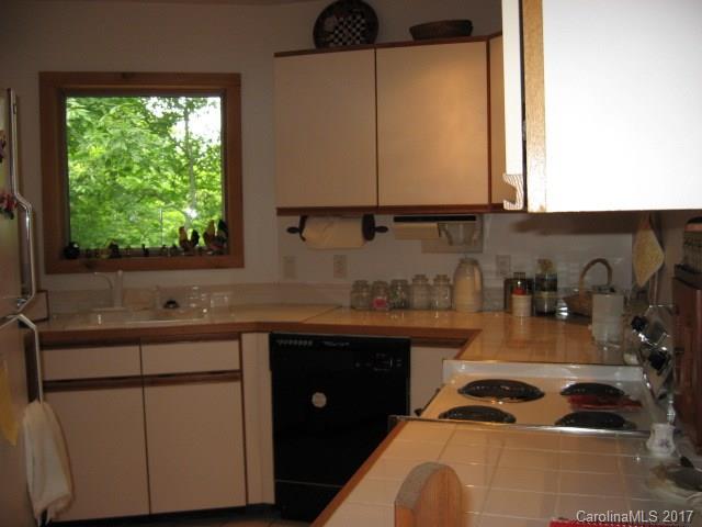 798 Rolling Ridge Loop Burnsville, NC 28714 - Photo 11 of 24 Gallery Image 11