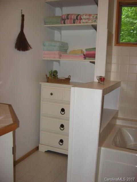 798 Rolling Ridge Loop Burnsville, NC 28714 - Photo 15 of 24 Gallery Image 15