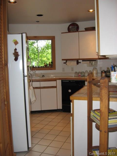 798 Rolling Ridge Loop Burnsville, NC 28714 - Photo 10 of 24 Gallery Image 10