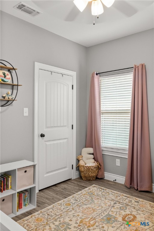 314 Blue Jay Loop Victoria, TX 77905 - Photo 19 of 27 a bedroom with a bed and a window