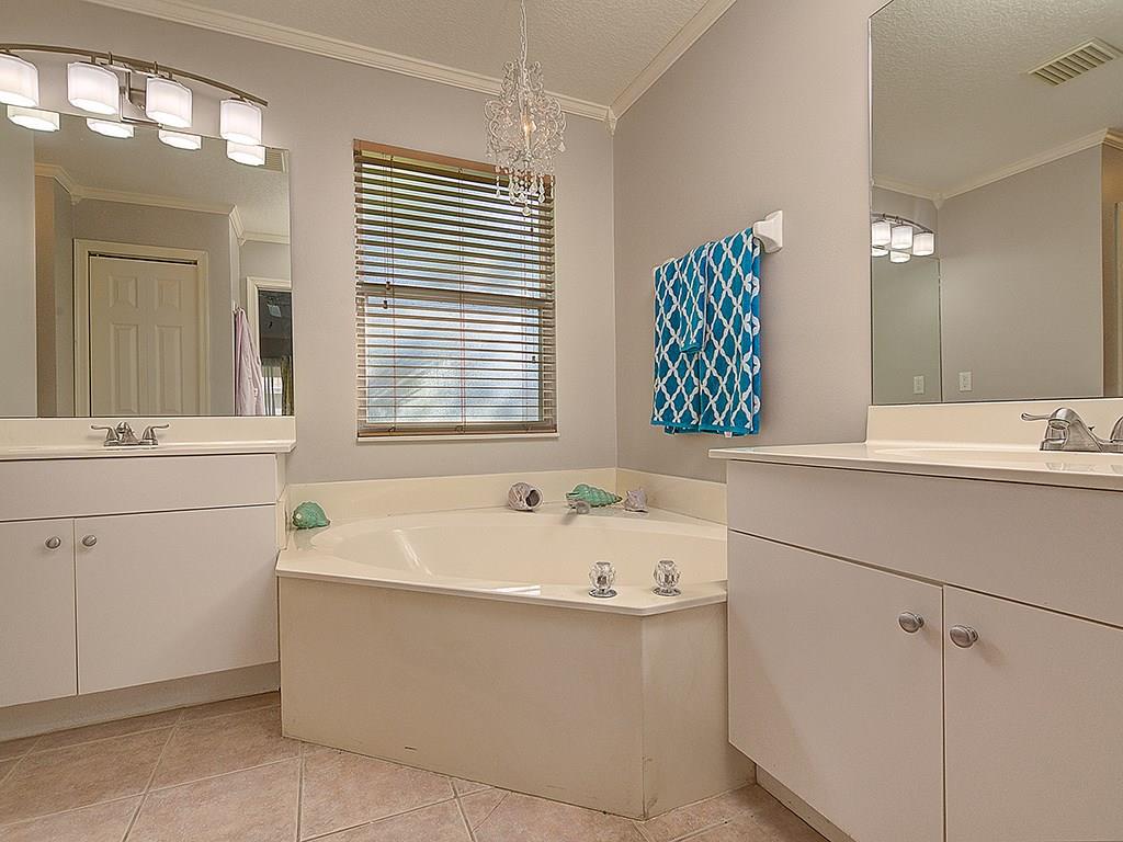 2635 Southwest Riviera Road Stuart, FL 34997 - Photo 13 of 29 Gallery Image 13