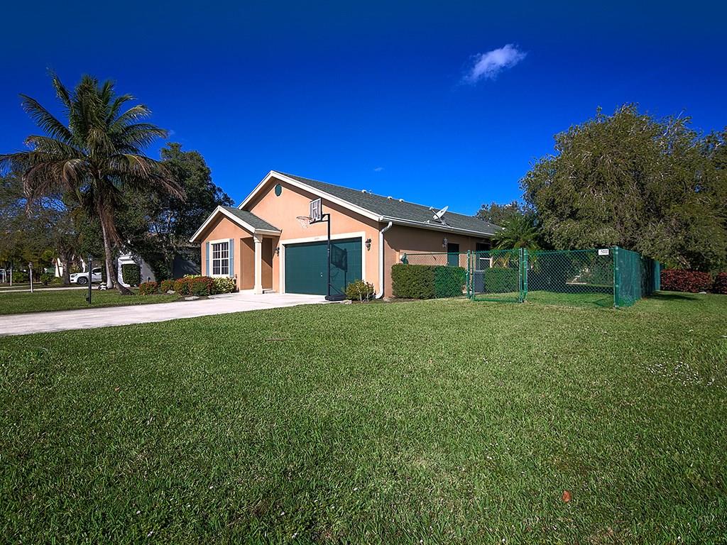 2635 Southwest Riviera Road Stuart, FL 34997 - Photo 2 of 29 Gallery Image 2