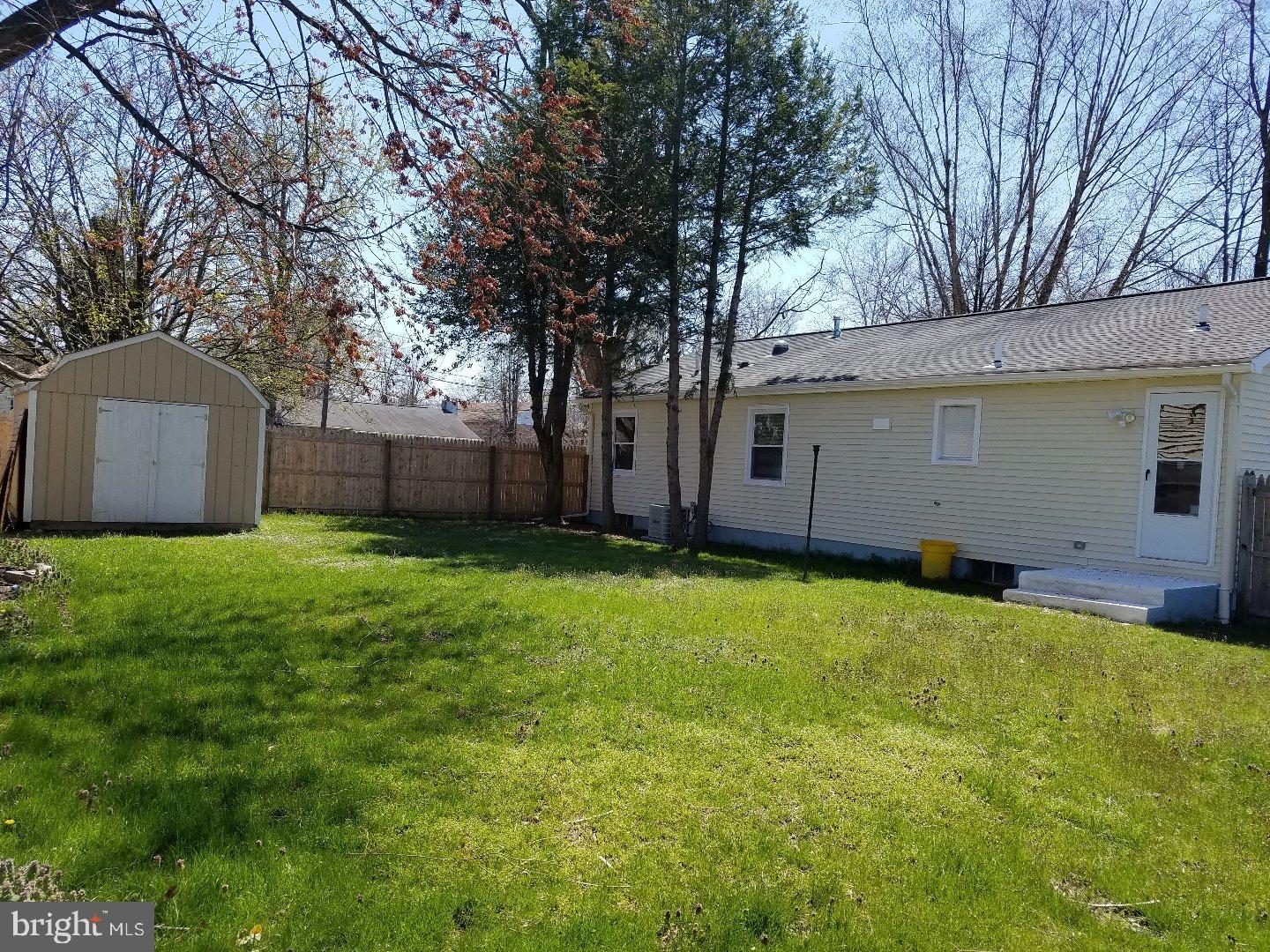 322 Ridge Avenue Hamilton, NJ 08610 - Photo 2 of 5 Gallery Image 2