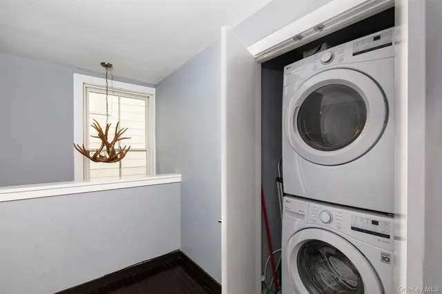 a view of a building with sitting area