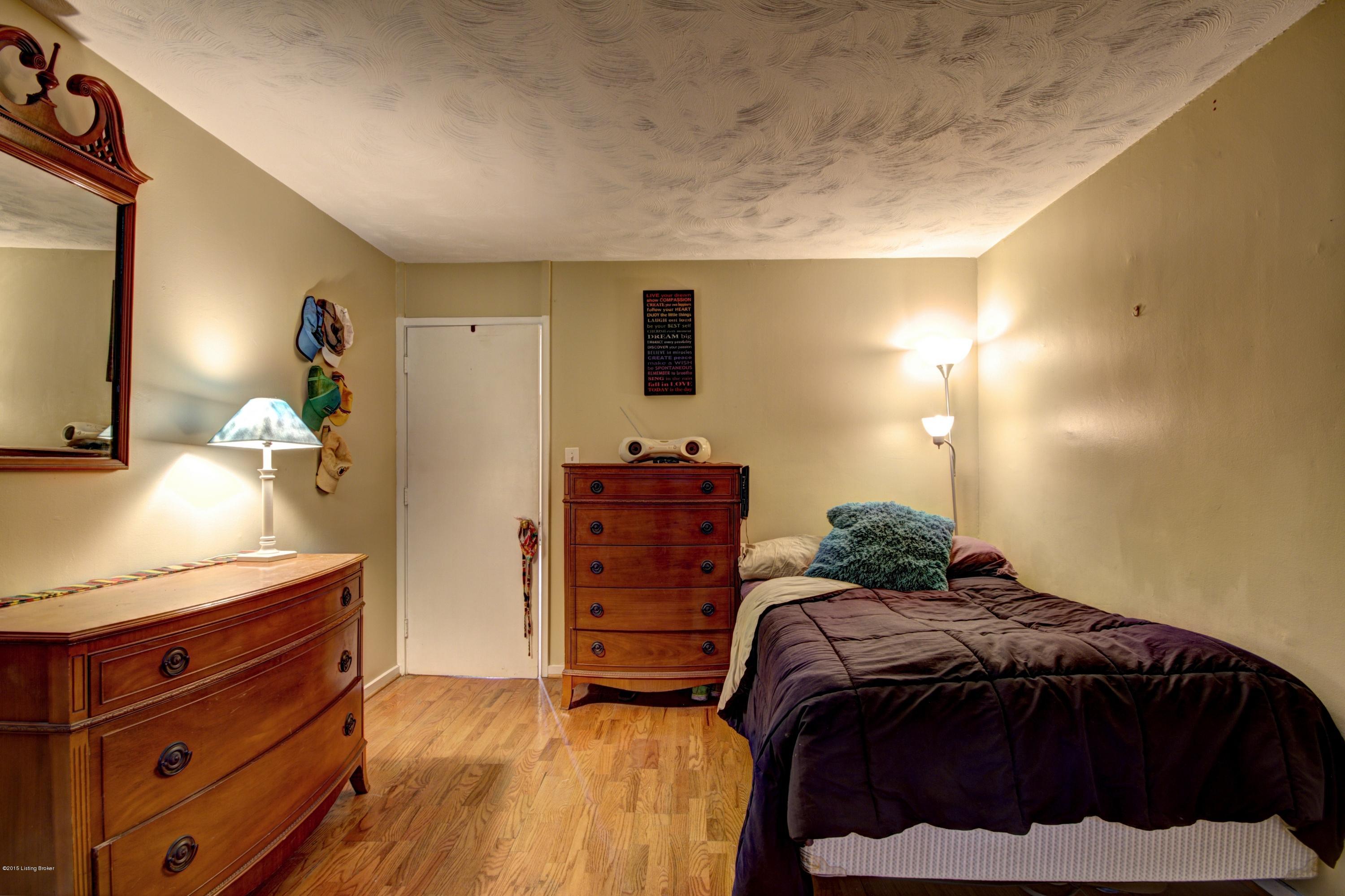 1040 Cherokee Road, Unit F2 Louisville, KY 40204 - Photo 24 of 29 Cherokee Road #18