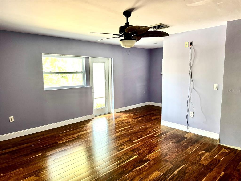 1407 Tampa Road Palm Harbor, FL 34683 - Photo 13 of 14