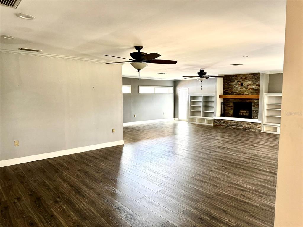 1407 Tampa Road Palm Harbor, FL 34683 - Photo 10 of 14