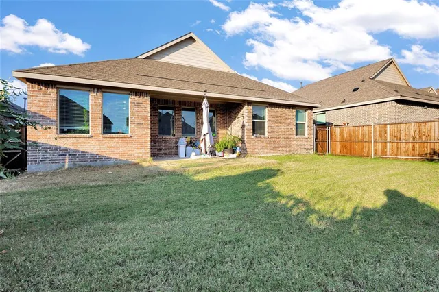 $385,000 | 6200 Daleford Drive, Aubrey, TX 76227