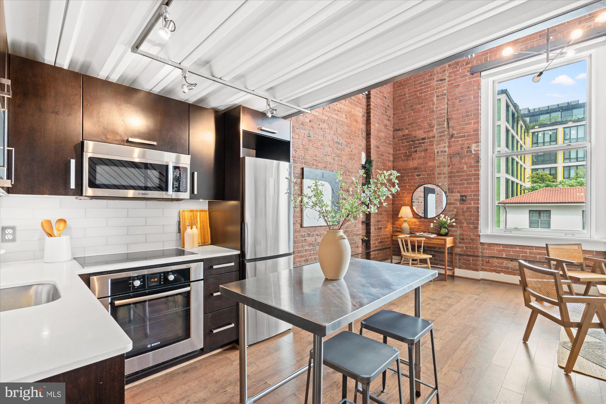 1401 R Street Northwest, Unit 201 Washington, DC 20009 - Photo 6 of 18 Gallery Image 6