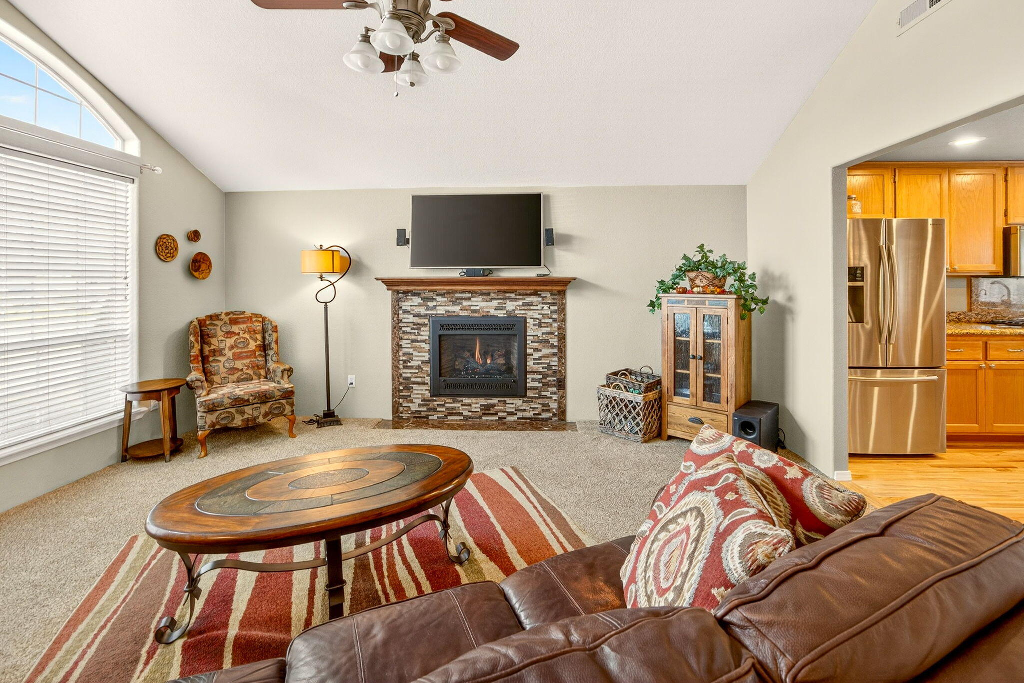 2598 St James Way Central Point, OR 97502 - Photo 5 of 40 ApxSJ00023