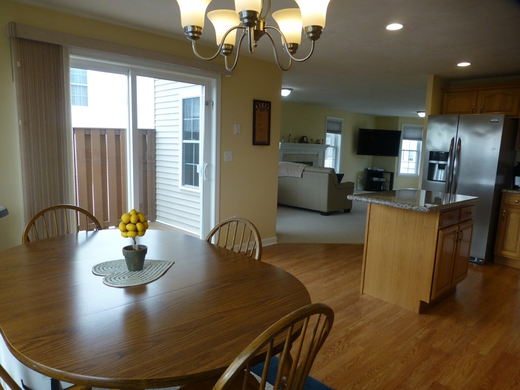17 Lilac Lane Worcester, MA 01607 - Photo 8 of 26 Gallery Image 8