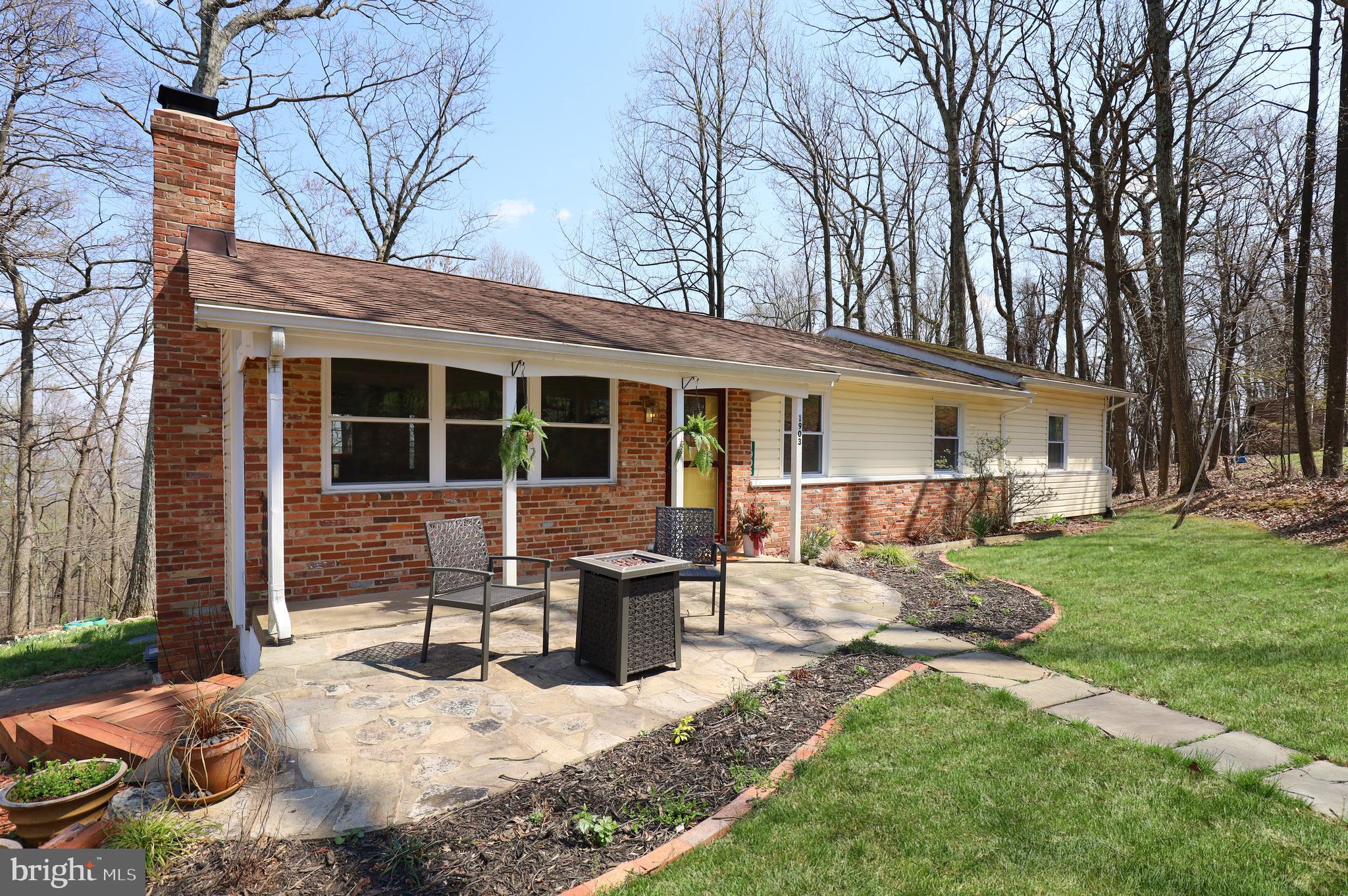 1903 Ridge Road Haymarket, VA 20169 - Photo 2 of 51 Patio in front of House