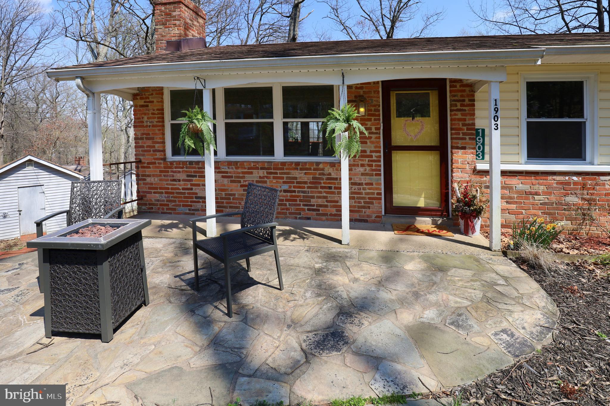 1903 Ridge Road Haymarket, VA 20169 - Photo 3 of 51