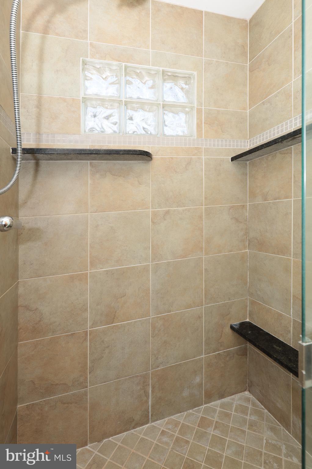 1903 Ridge Road Haymarket, VA 20169 - Photo 23 of 51 Primary Bath #2