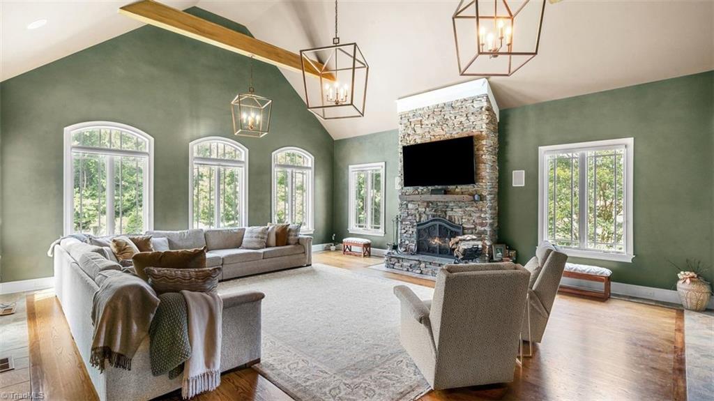 636 Lee Road Thomasville, NC 27360 - Photo 13 of 48