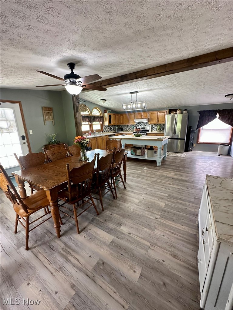 1367 Arner Road Chester, WV 26034 - Photo 4 of 17