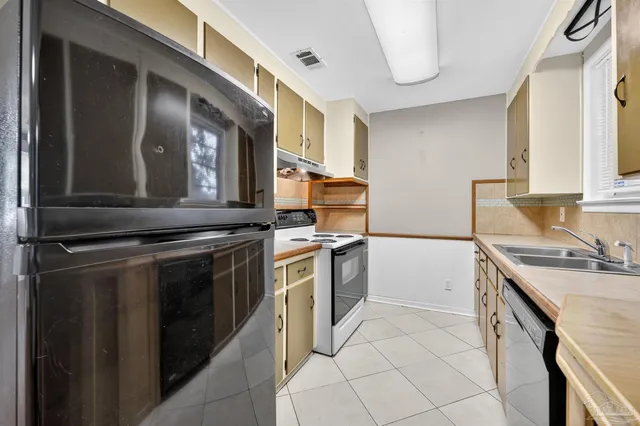 $239,900 | 2151 West Detroit Boulevard, Pensacola, FL 32534