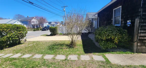 $2,000 | Undisclosed Address, Patchogue, NY 11772
