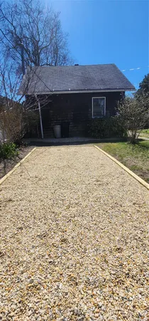 $2,000 | 231 West Avenue, Patchogue, NY 11772