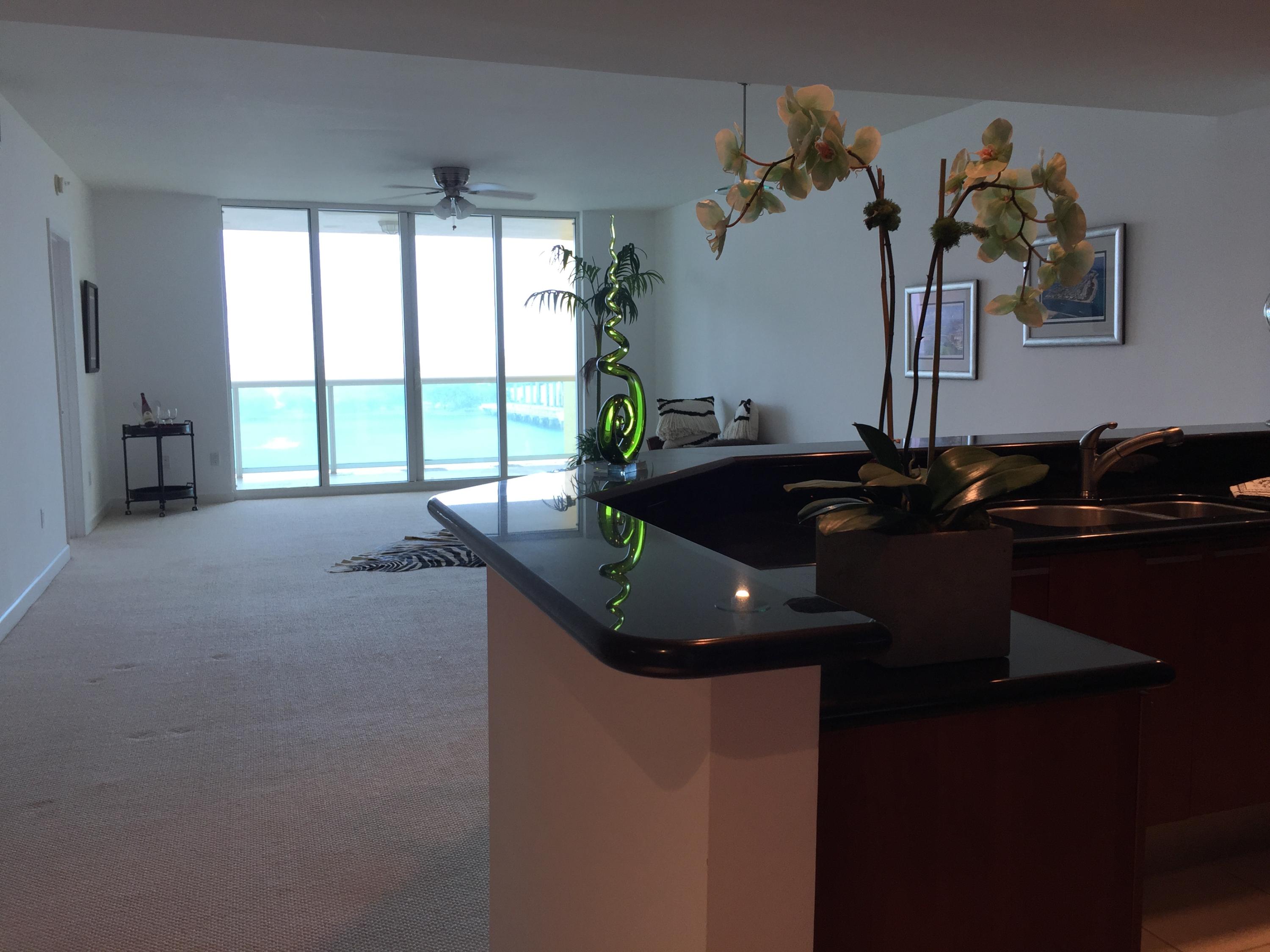 2640 Lake Shore Drive, Unit 809 Riviera Beach, FL 33404 - Photo 3 of 38 IMG_4039