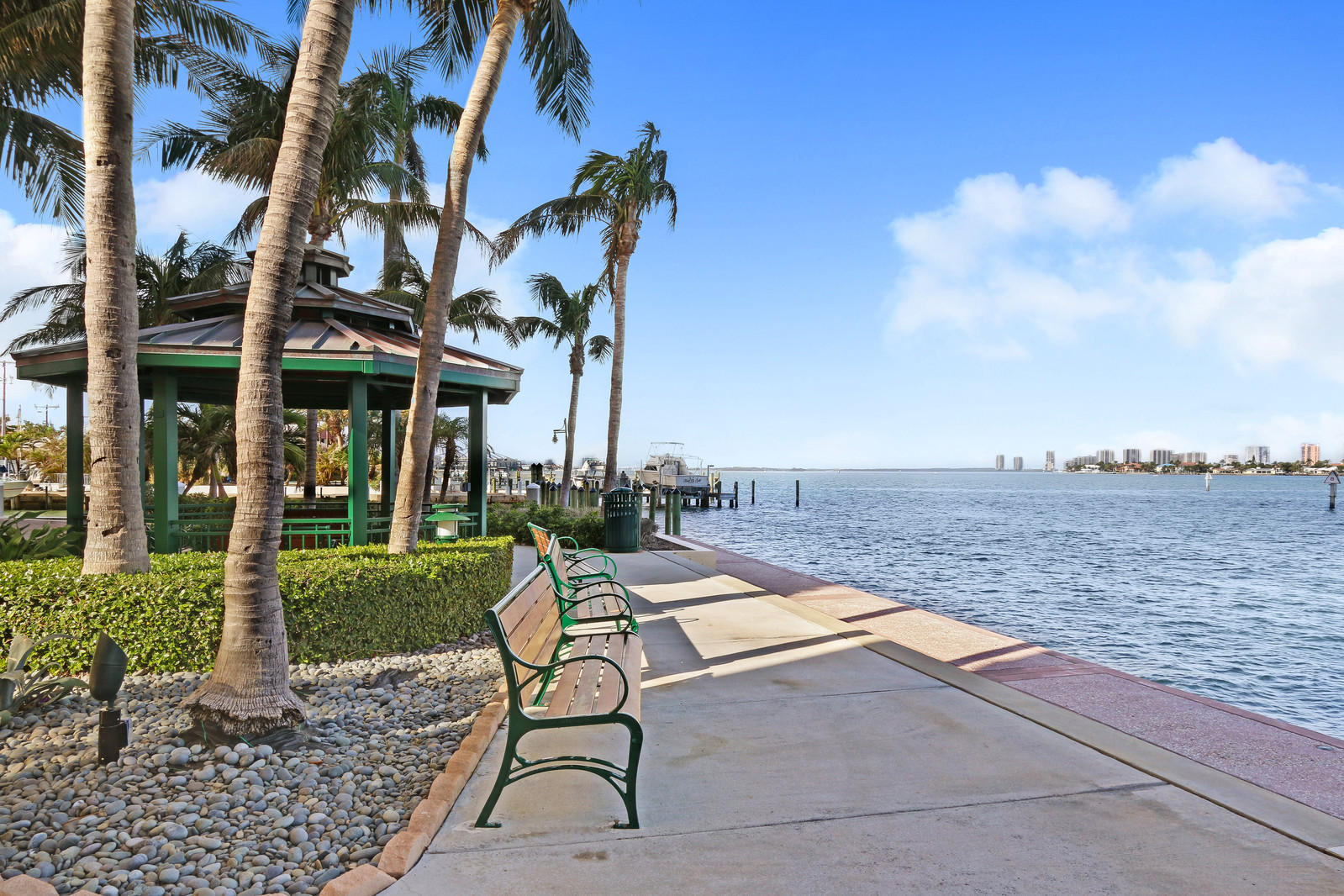 2640 Lake Shore Drive, Unit 809 Riviera Beach, FL 33404 - Photo 34 of 38 31_Image-29_mls