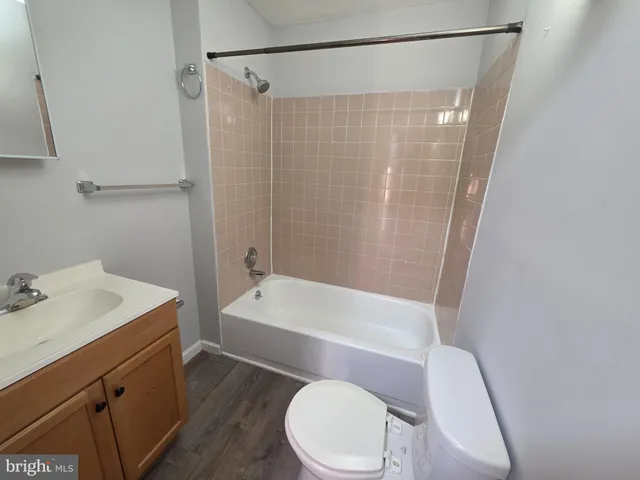 $1,700 | 110 North 4th Street, Millville, NJ 08332