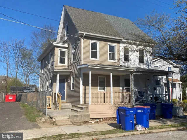 $1,700 | 110 North 4th Street, Millville, NJ 08332