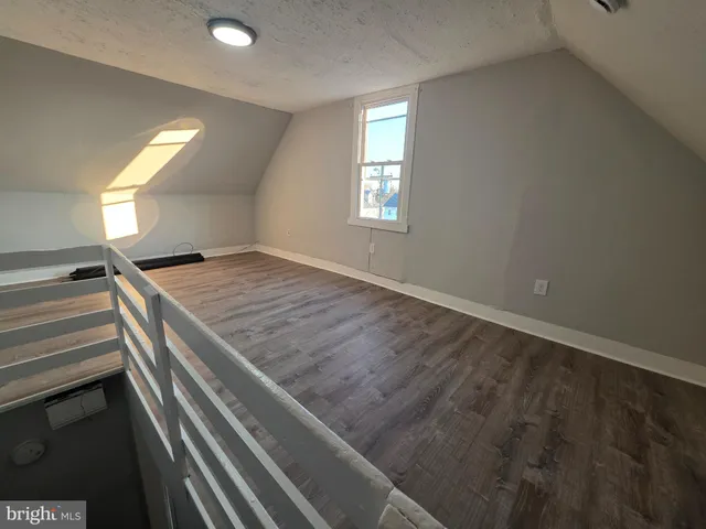 $1,700 | 110 North 4th Street, Millville, NJ 08332